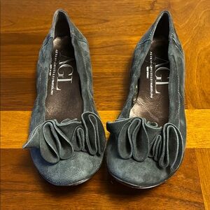 AGL Women's Teal Suede Flats with Ruffle Detail, made in Italy, 7.5 USA woman